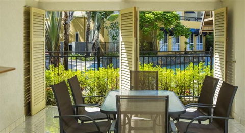 The Lakes Cairns Resort - Tourism Canberra 14