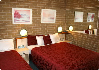Grand Manor Motor Inn - Tourism Canberra 4