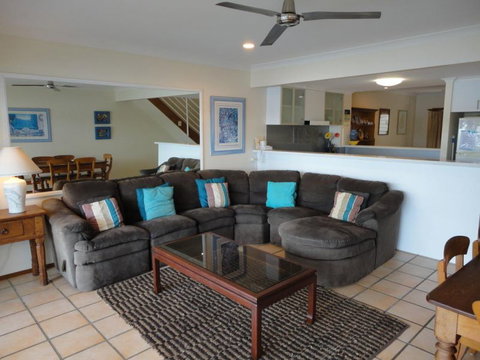 Noosa Entrance Waterfront Resort - Tourism Canberra 13