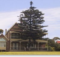 Boston House Motel - Tourism Canberra