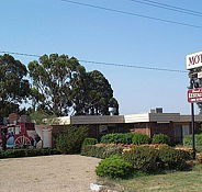 Coach Lamp Motel - Tourism Canberra
