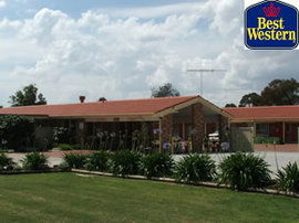  Werribee Park Motor Inn - Tourism Canberra 0