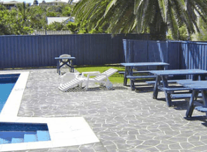 Abrolhos Reef Lodge - Tourism Canberra 1