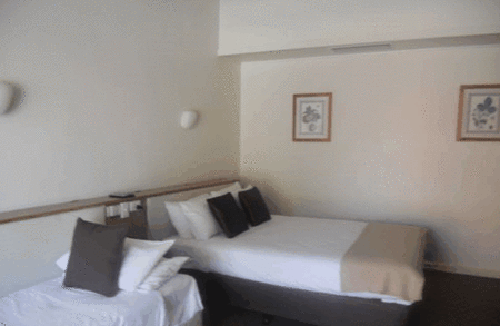 Burkes Hotel Motel - Tourism Canberra