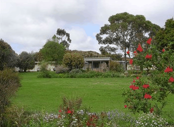 Camperdown Cascade Motel - Tourism Canberra 0