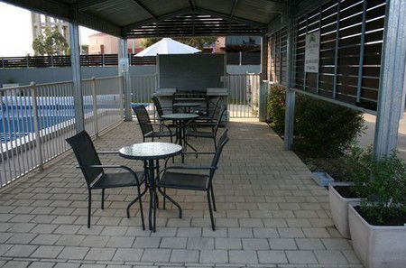 Central Motel Mildura - Tourism Canberra 2
