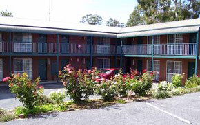 Hepburn Springs Motor Inn - Tourism Canberra 1