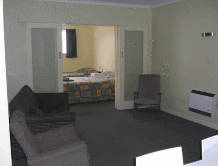 High Street Motel - Tourism Canberra