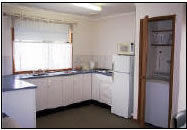 Lakes Jakaranda Holiday Units - Tourism Canberra 4