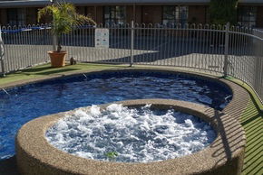 Rodney Motor Inn - Tourism Canberra 1
