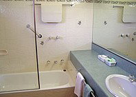 Snowgum Motel - Tourism Canberra 3