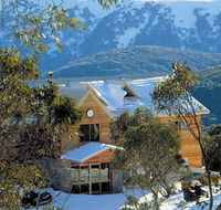 Summit Ridge Alpine Lodge - Tourism Canberra