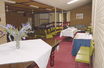 The Tropicana Motor Inn - Tourism Canberra 3