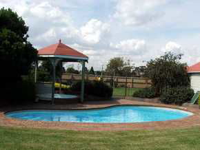  Werribee Park Motor Inn - Tourism Canberra 1