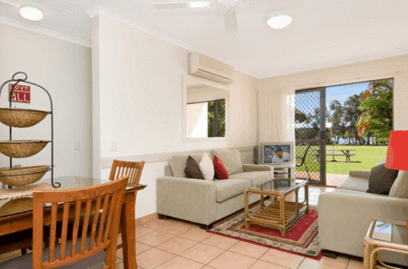 Cayman Quays - Tourism Canberra