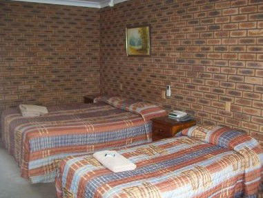 Town And Country Motor Inn Cobar - Tourism Canberra 4