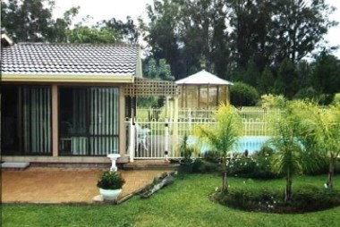 Tallowood Ridge Farmstay B - Tourism Canberra 0