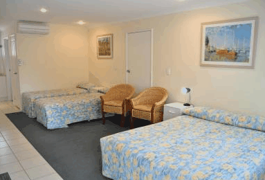 Emu Point Motel - Tourism Canberra 2