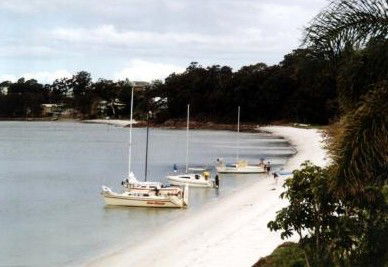 The Mitchells Waterfront B & B - Tourism Canberra 2