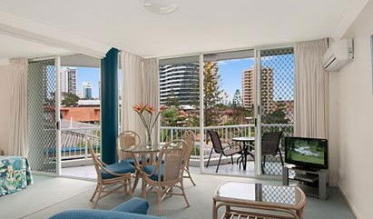 Santa Anne By The Sea - Tourism Canberra 1
