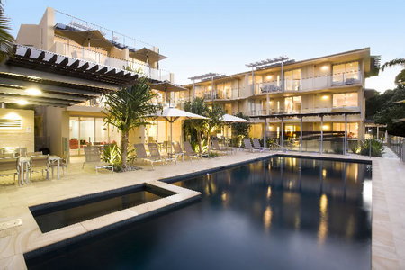 Maison Noosa Luxury Beachfront Resort - Tourism Canberra 0