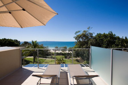 Maison Noosa Luxury Beachfront Resort - Tourism Canberra 1