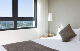 Pacific International Suites Parramatta - Tourism Canberra 0