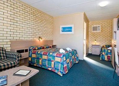  Tourism Canberra