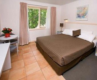  Tourism Canberra
