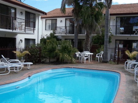Peninsular Apartments - Tourism Canberra