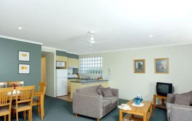 Beaches Holiday Resort - Tourism Canberra 0