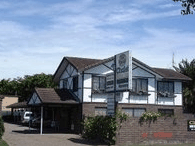 Chalet Motor Inn - Tourism Canberra 1
