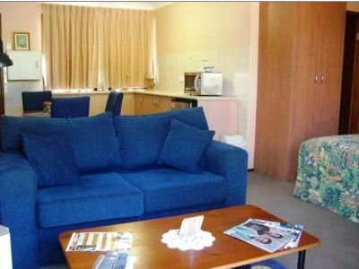  Tourism Canberra