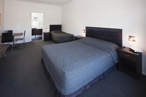 Cessnock Motel - Tourism Canberra 3