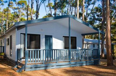 Island View Beach Resort - Tourism Canberra 0