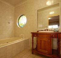 Country Gardens Motor Inn - Tourism Canberra