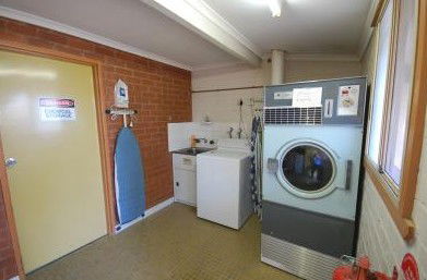 Junction Motor Inn - Tourism Canberra 1