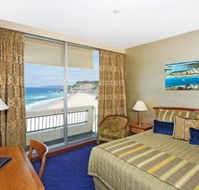 Quality Hotel Noahs on the Beach - Tourism Canberra