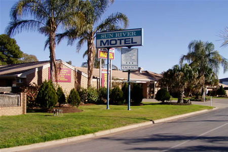 Sun River Resort Motel - Tourism Canberra 0