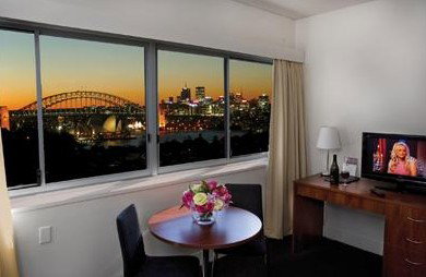 Macleay Serviced Apartment Hotel - Tourism Canberra 0