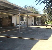 Kerry Court - Tourism Canberra