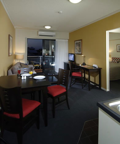 Central Brunswick Apartment Hotel - Tourism Canberra 2