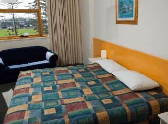 Atlantic Tower Motor Inn - Tourism Canberra 3
