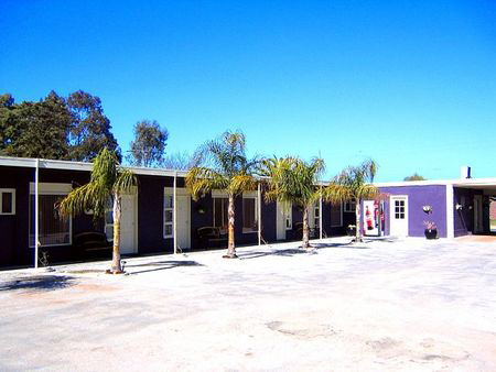 Top Drop Motel - Tourism Canberra 3