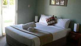 Emerald Explorers Inn - Tourism Canberra 4