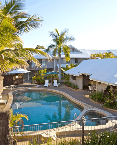 Pelican Beach Resort - Tourism Canberra 0