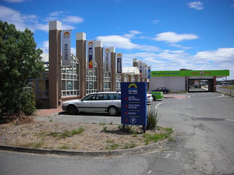 Waurn Ponds Hotel - Tourism Canberra 0