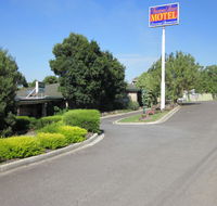 Farnham Court Motel - Tourism Canberra