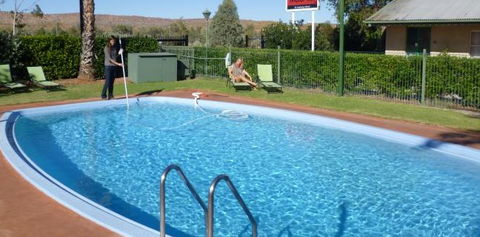 Alice Motor Inn - Tourism Canberra 0