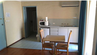 African Reef Beach Resort - Tourism Canberra 4
